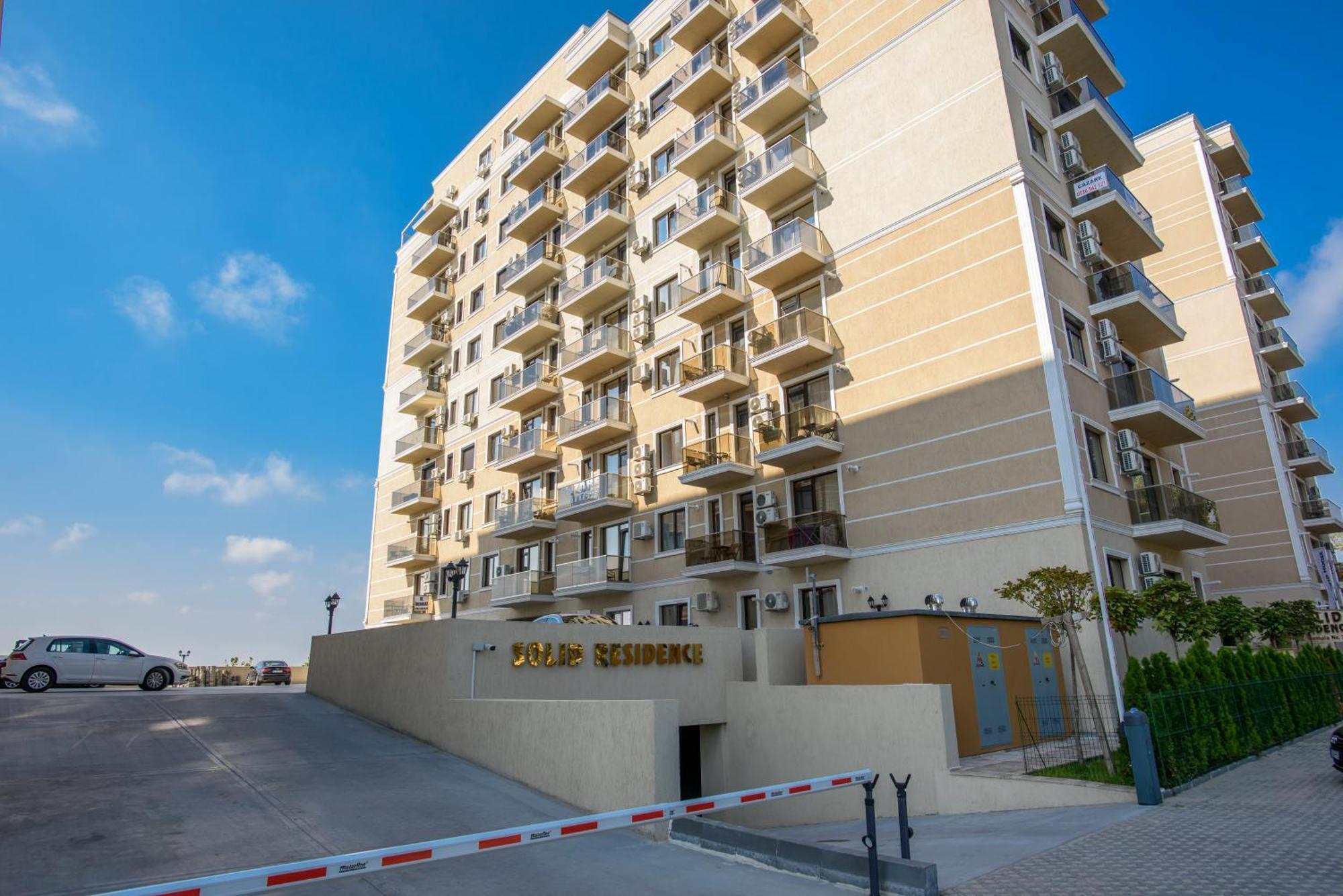Solid Apartments Mamaia Bagian luar foto