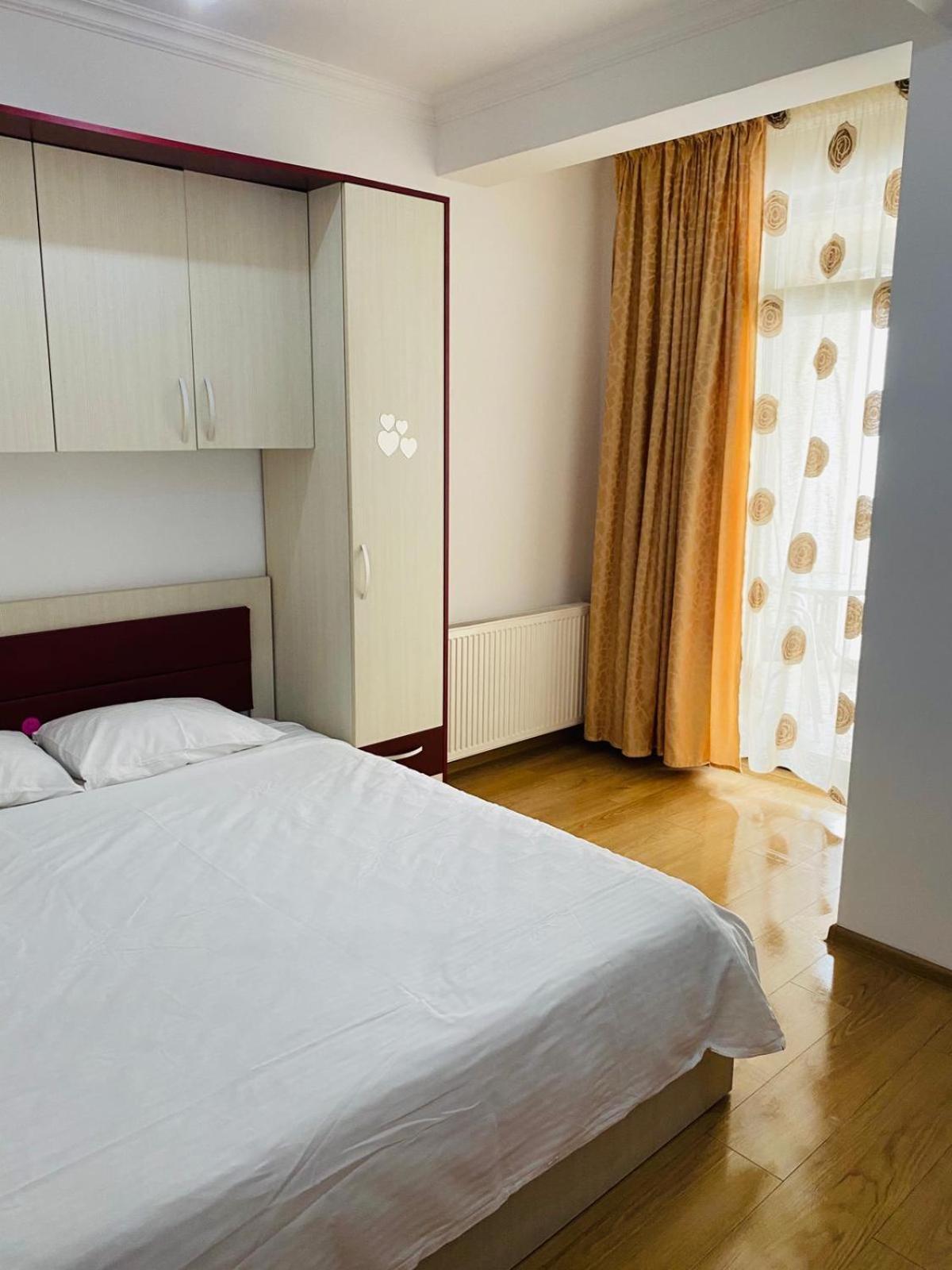 Solid Apartments Mamaia Bagian luar foto