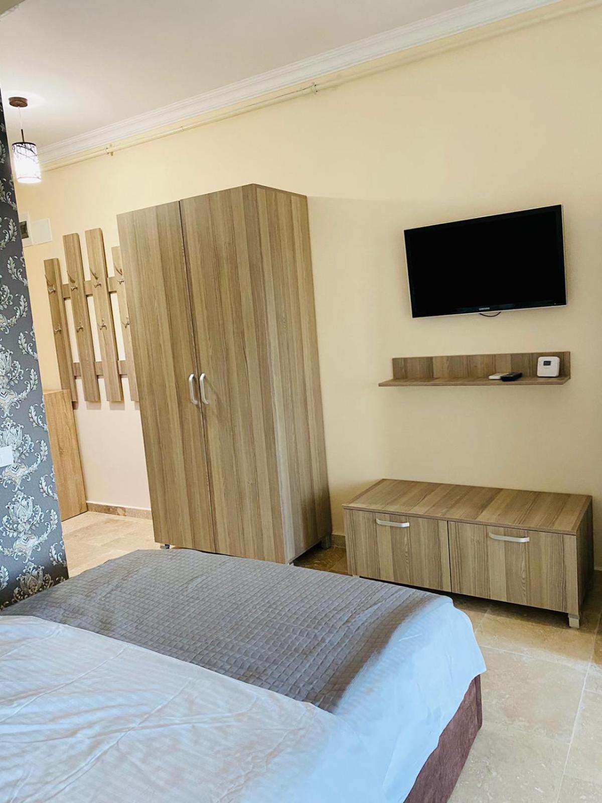 Solid Apartments Mamaia Bagian luar foto